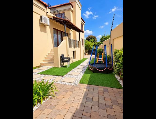 4 BEDROOM PROPERTY TO RENT IN FAERIE GLEN